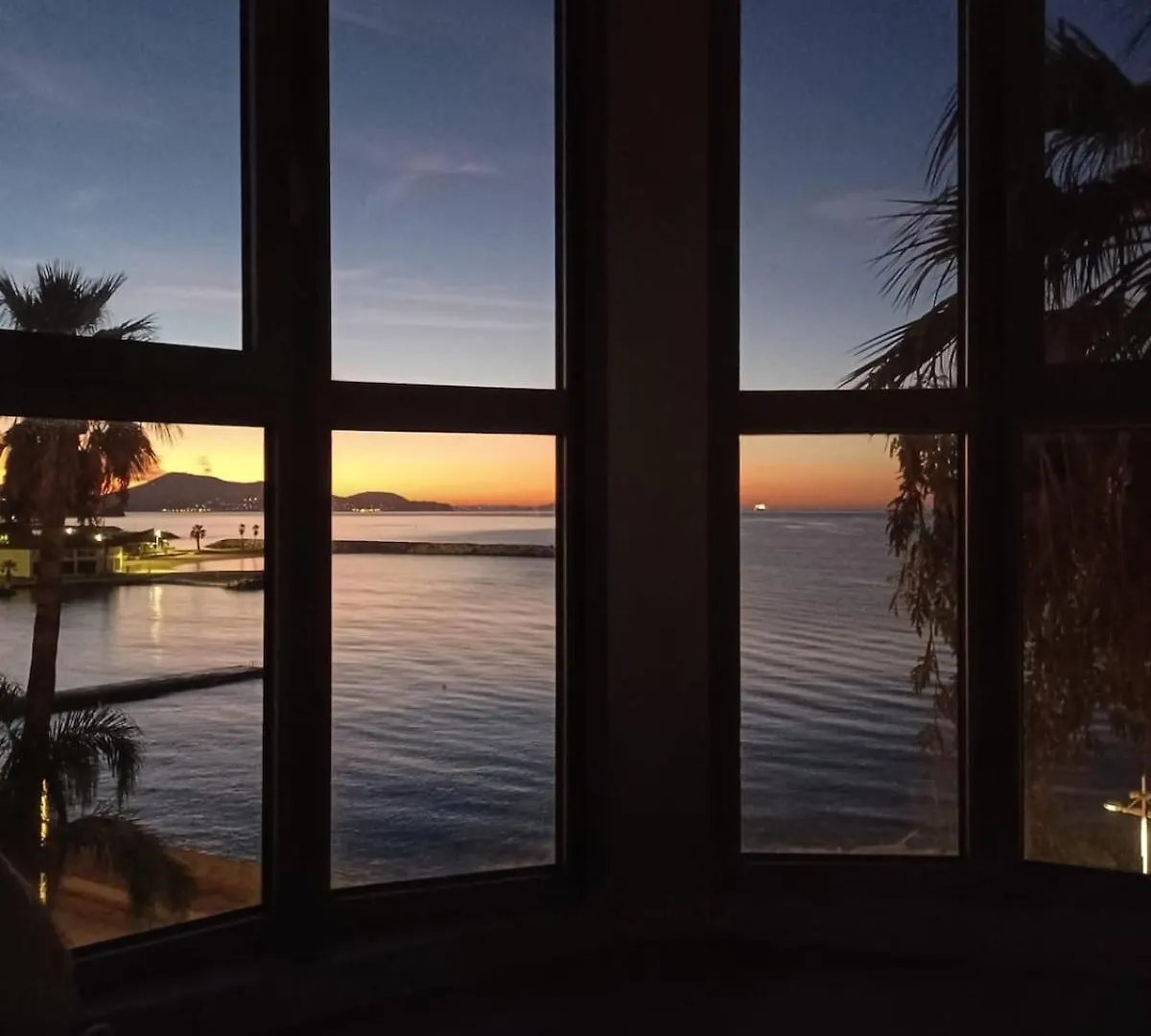 Apartment Vue Mer Incroyable Toulon Le Mourillon France